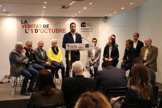 Catalan mayors at the October 1 act in Madrid on March 3 2019 (by Andrea Zamorano)